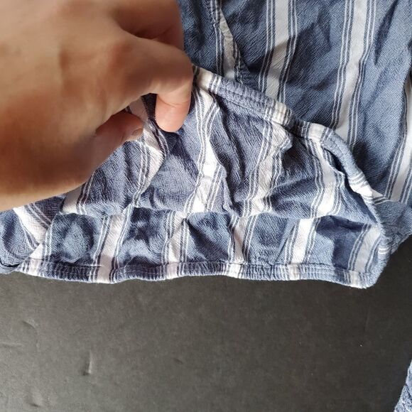 Hollister striped Blouse  - Picture 5 of 8